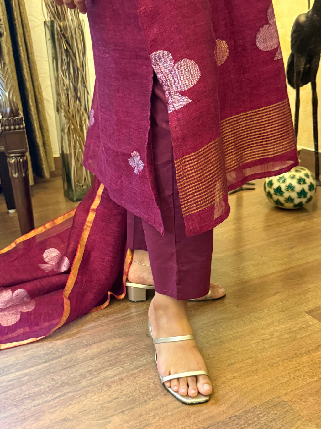 Nitya Maroon Jamdani Pan Patta Unstitched Fabric Set