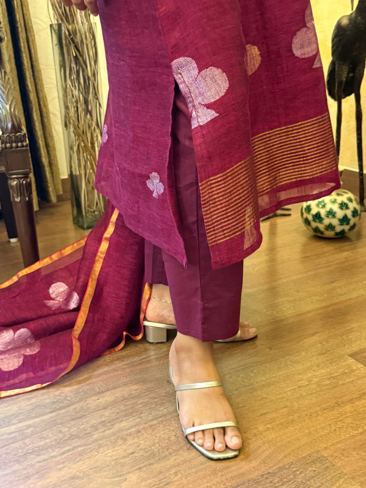 Nitya Maroon Jamdani Pan Patta Dupatta Suit Set