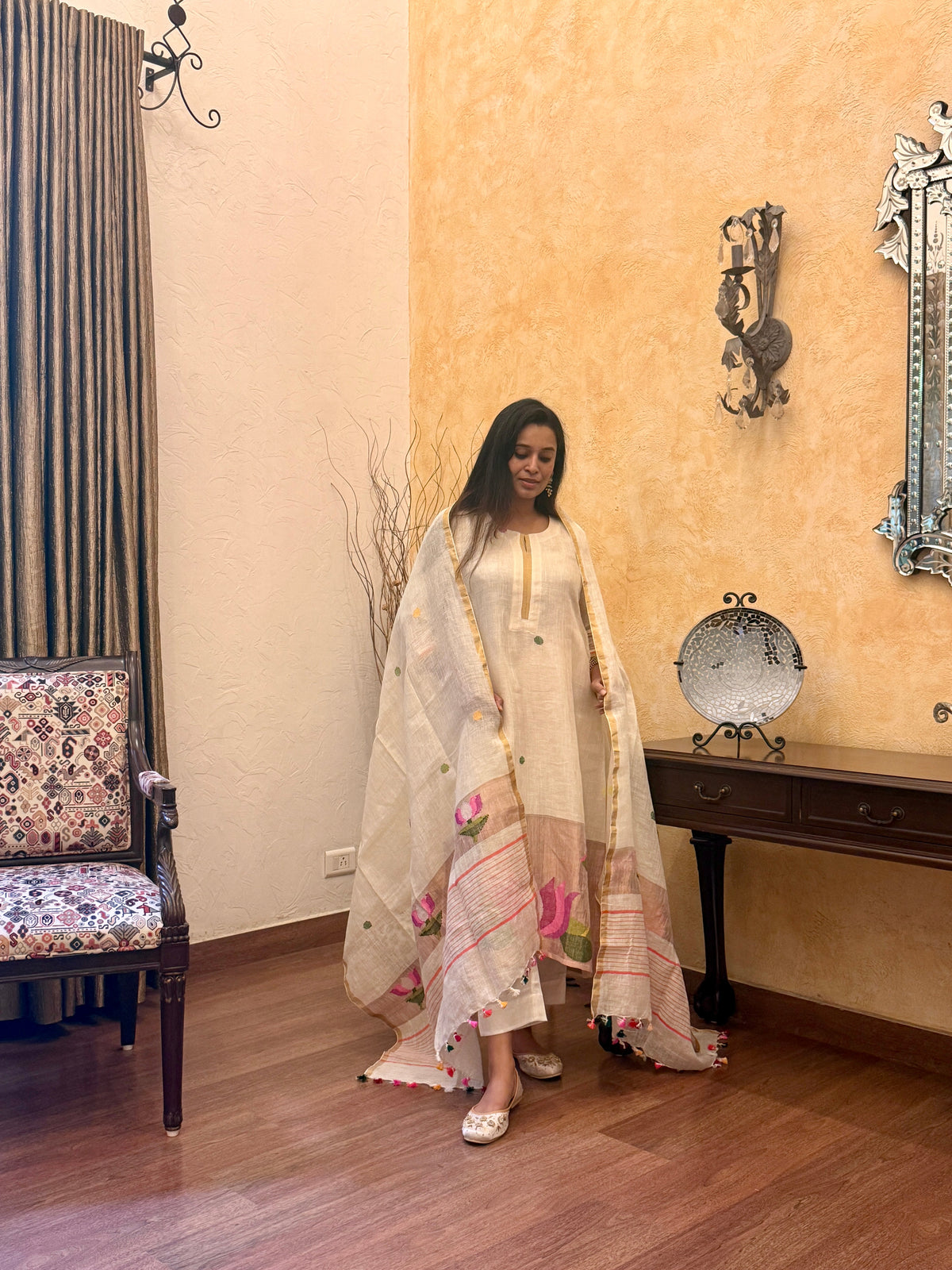 Dhara White Jamdani Paithani Dupatta Suit Set