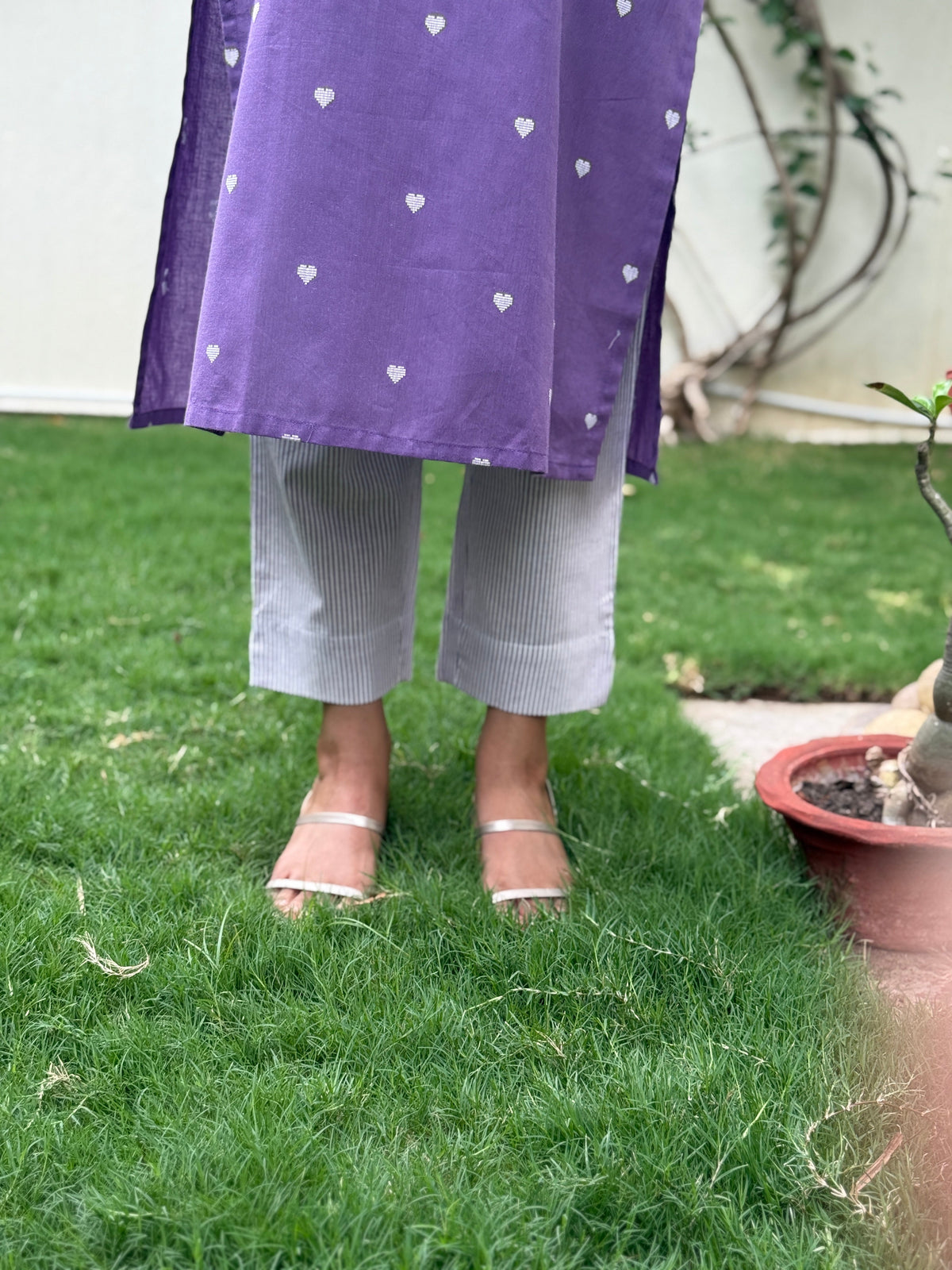 Seerat Handloom Cotton Kurta Pant Set | Handwoven | KanthaIndia